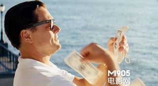 《華爾街之狼》曝劇照、片段 俏女郎鈔票纏身