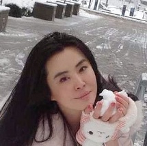 王祖贤发冰雪素颜照 美丽依旧宛如倩女回魂