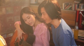 《怒放》書寫殘酷青春 溫心成愛情理想“女神”