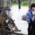 《浪客剑心》曝花絮照 佐藤健挥刀厮杀藤原龙也