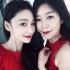 张馨予晒母女写真 烈焰红唇网友称两人似姐妹