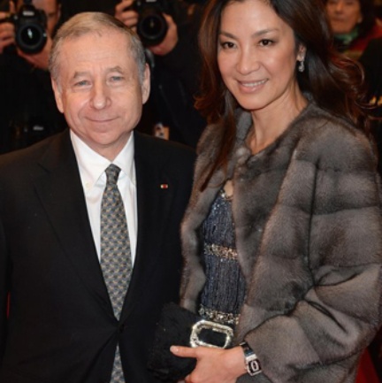 《古迹卫士》首映 杨紫琼性感乔治·克鲁尼帅气