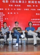 六台主持人：皇马踢的非常糟糕，但维尼修斯被打脸明明是个点球