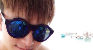 李小璐放生龟壳刻字被批作秀 贾乃亮回呛护爱妻