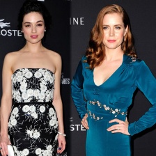 艾米·亚当斯获设计师协会奖 低胸礼服性感迷人