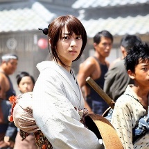 《浪客剑心》续集将映 武井咲与青木崇高再重逢