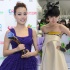吴莫愁低胸装PK容祖儿优雅蓝裙 羽凡回应离婚门