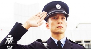 《魔警》首日上座率第一 版本未改再現(xiàn)暴力巔峰