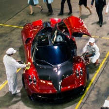 《变4》曝中国车剧照 李冰冰白色座驾简约优雅