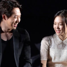 《海霧》將映金允石有信心 樸有天稱吻戲很純潔
