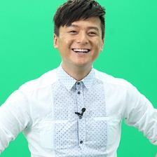 专访朱雨辰：没人逼我结婚 拍恐怖片吓到失眠