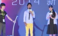 陈羽凡接受胡海泉挑战 发起“倒立30秒”接力赛