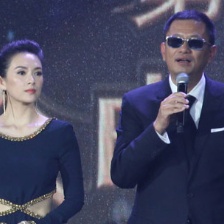 《一代宗師》獲最佳影片獎(jiǎng) 導(dǎo)演王家衛(wèi)感慨良多