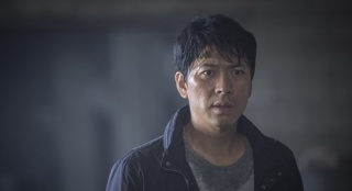 《殺人委托》殺青 金相慶、金成鈞上演追擊戲