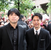 龟梨和也帅气亮相温哥华 大秀英语独享超人气