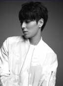 25分钟伤退！登贝莱被换下直接回更衣室，李刚仁替补出场