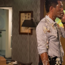 《单身男女2》曝光新特辑 古天乐生日被扔蛋糕