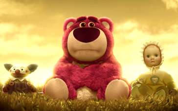 玩具总动员3精彩片段草莓熊遭遗弃性情大变