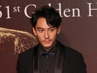 张震携《绣春刀》入围竞争影帝 亮相颁奖典礼