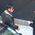 王菲谢霆锋十指紧扣秀恩爱 重演当年经典一幕
