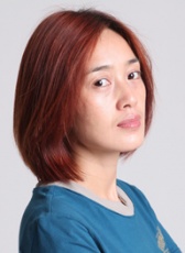 黃莉
