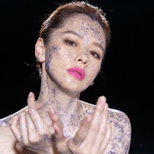 39歲徐若瑄圣誕寫真清新似少女 自創(chuàng)藍(lán)色冰雪妝