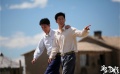《狼图腾》冯绍峰勇闯狼穴不畏难 上演草原广场舞