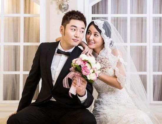 李东学与林心如戏中婚纱照