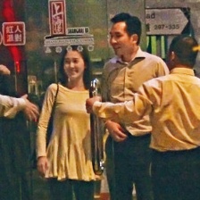 少時(shí)Jessica與阿嬌舊愛熱戀 甜蜜唱K約會(huì)避狗仔