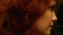 《迷河》限制级预告片 克里斯蒂娜惊悚撕“脸皮”