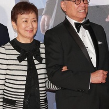 花樣爺爺曾江入圍最佳男配角 攜妻子恩愛(ài)亮相