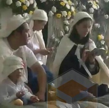 黃圣依為楊子父親披麻戴孝 10年妾身路何去何從