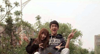 曝林更新新恋情爱上嫩模 女友少时曾一脱成名