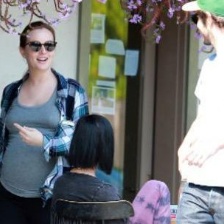 Queen B要当妈了！曝绯闻女孩莉顿·梅斯特怀孕