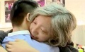 年轻情侣体验电影老年妆 “真爱妆”考验感动众人