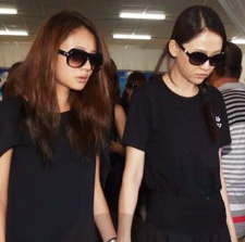 安鈞璨舉辦告別儀式 大小S夫婦安以軒等現(xiàn)身送別
