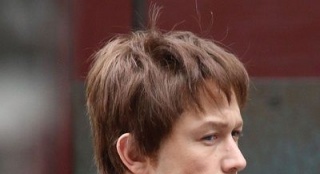 《云中行走》IMAX北美提前上映 先体验凌云之旅