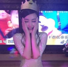 秦嵐“慶生趴”氣氛溫馨 李小璐P圖補(bǔ)缺席遺憾