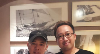 于正曬和李連杰親密合照：感謝指點(diǎn) 受益匪淺