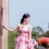 謝娜抹胸花裙變清新萌妹 網(wǎng)友調(diào)侃：喲這么正經(jīng)
