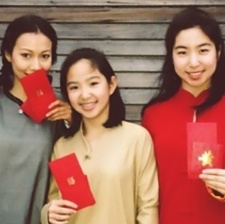 林青霞仨女兒近照曝光 網(wǎng)友嘆無人繼承女神美貌