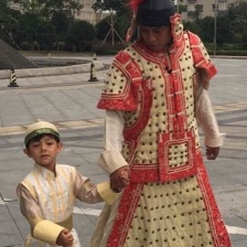 萌娃穿越清朝扮權(quán)貴乞丐 網(wǎng)友：心疼處女座大竣