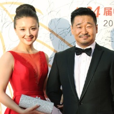 王景春、孫茜攜手亮相紅毯 滿面笑容向眾人示意