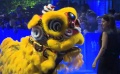 丝绸之路电影节红毯变蓝毯 舞狮熊猫喜迎四海宾客