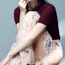 張慧雯寫真大片曝光 膚若凝脂盡顯少女青春魅力