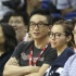张靓颖素颜随冯轲看球赛 陈建州剔牙张艺兴热舞