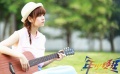 陳妍希獻(xiàn)唱《年少輕狂》 清新甜美回歸校園