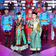 国际微电影盛典赤峰落幕 陶红点评冠军作品落泪