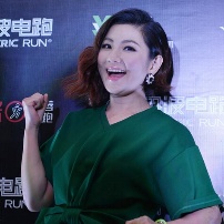 辰亦儒豪放脱衣露内裤 郑元畅自拍Selina显圆润