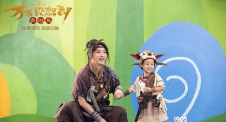 《万万没想到》曝片尾曲MV预告 贾乃亮甜馨献唱